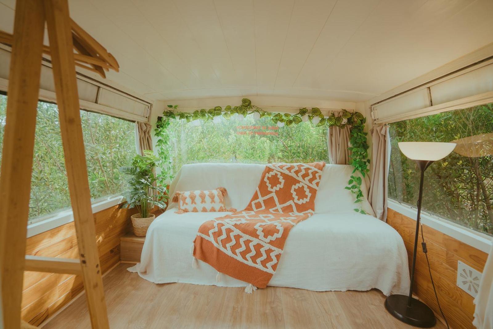 The Amazing Inacio Bus Converted Home Σίντρα Εξωτερικό φωτογραφία