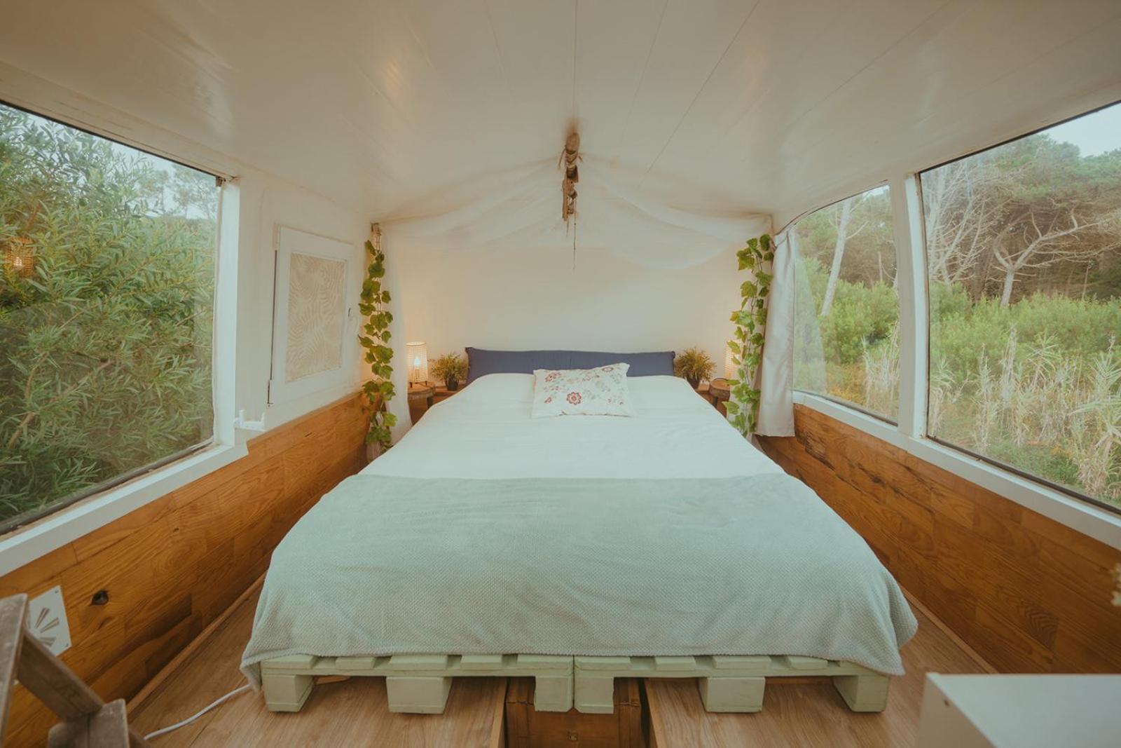 The Amazing Inacio Bus Converted Home Σίντρα Εξωτερικό φωτογραφία